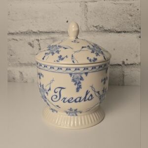 Vintage Skye McGhie Aristopets Dog Treat Jar Blue White Ceramic Canister w Lid